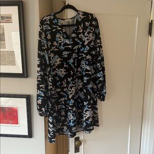 STINE GOYA Black and Blue Floral Long Sleeve Dress
